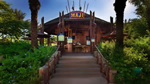 Maji Pool Bar