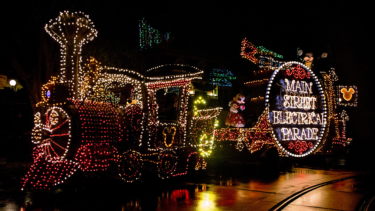 See the Main Street Electrical Parade Before it Ends Limited-Time Disneyland Park Run August 20